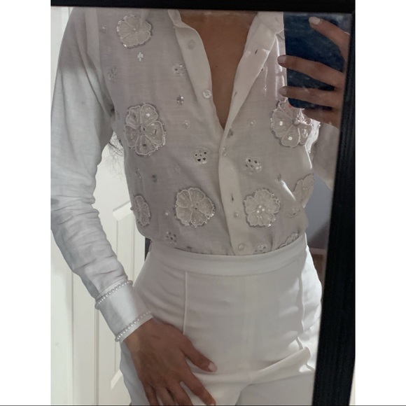 Custom-made embellished button-up dress shirt - Picture 4 of 8